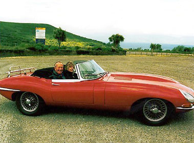 Lot 51 - 1965 Jaguar E-Type 4.2 Roadster