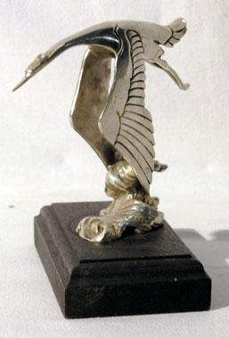 Lot 313 - Hispano Suiza Flying Stork Mascot/Desk Piece