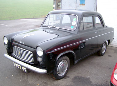 Lot 81 - 1960 Ford Popular