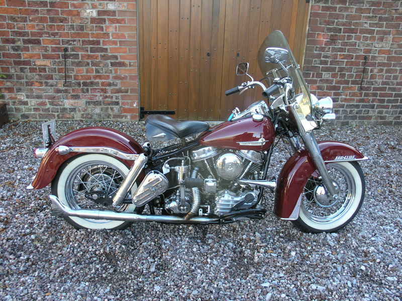 Lot 11 - 1961 Harley Davidson FLH