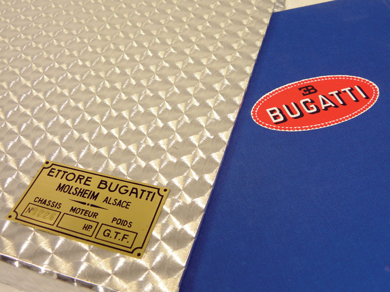 Lot 127 - Bugatti Magnum By Conway & Sauzay