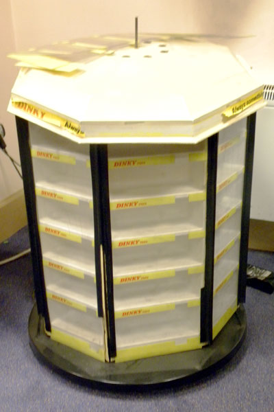Lot 401 - Dinky Display Trade Cabinet