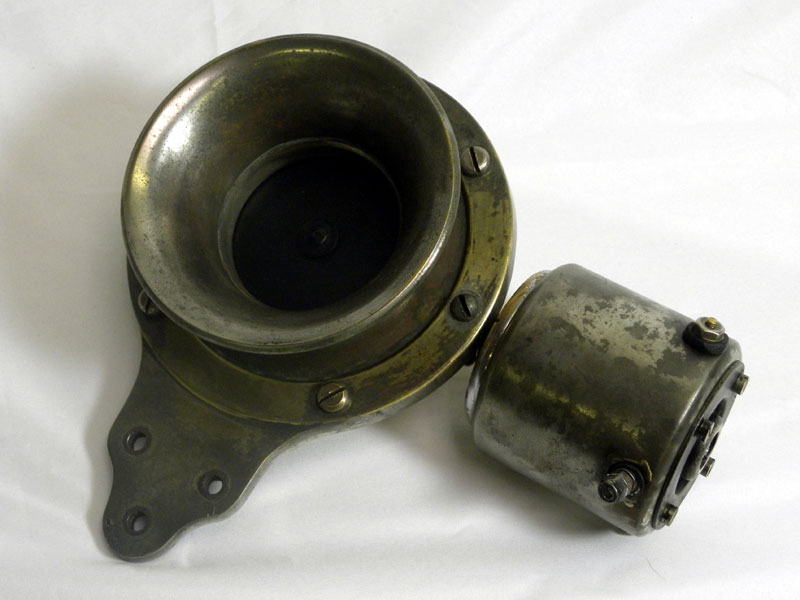 Lot 335 - Electric Klaxon Horn