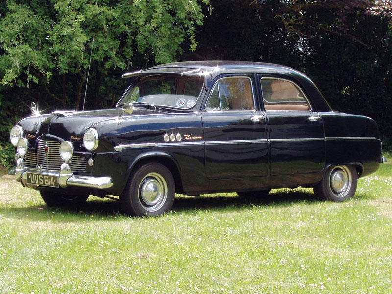 Lot 33 - 1954 Ford Zephyr Zodiac