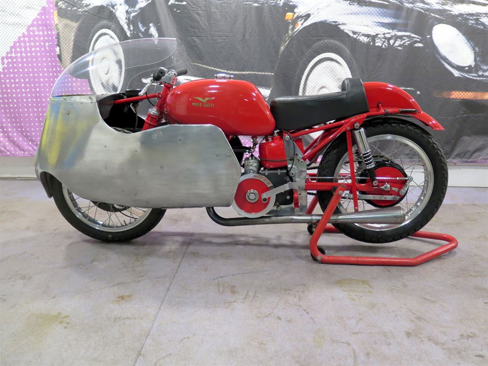 Lot 73 - 1952 Moto Guzzi Gambalunghino