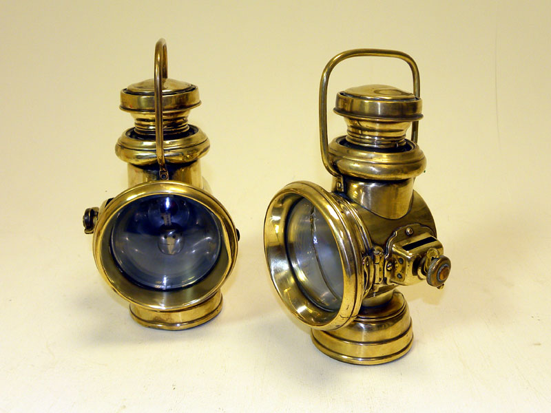 Lot 317 - Powell & Hamner Brass Sidelamps
