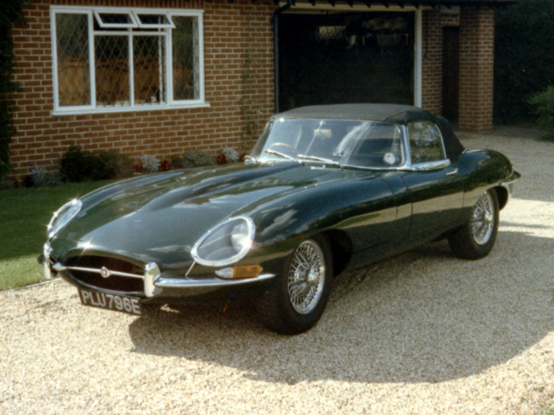 Lot 57 - 1967 Jaguar E-Type 4.2 Roadster