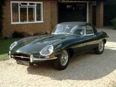 Lot 57 - 1967 Jaguar E-Type 4.2 Roadster