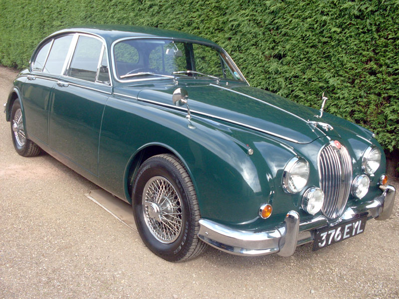 JAGUAR Mk.II SALOON 絶版品 Kit Review: Jaguar Mk.II Saloon - YouTube