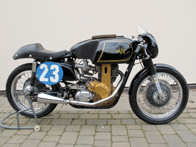 Lot 21 - 1961 AJS 7R