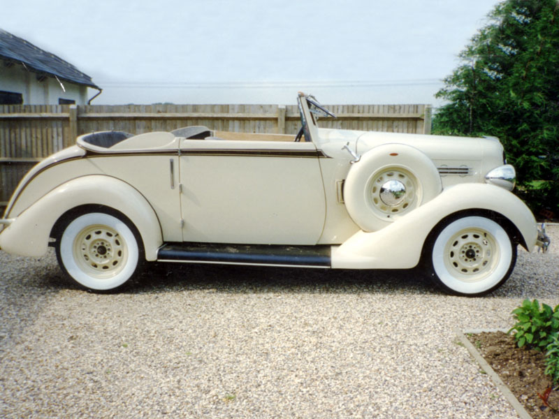 Lot 50 - 1935 Chrysler Series PJ Three-Position Drophead Coupe