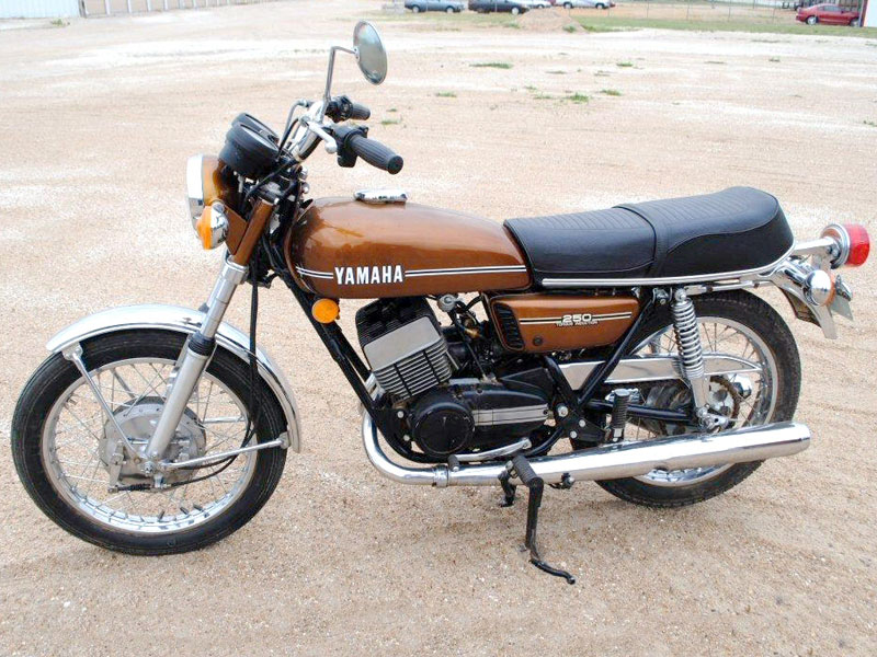 Lot 12 - 1973 Yamaha RD250
