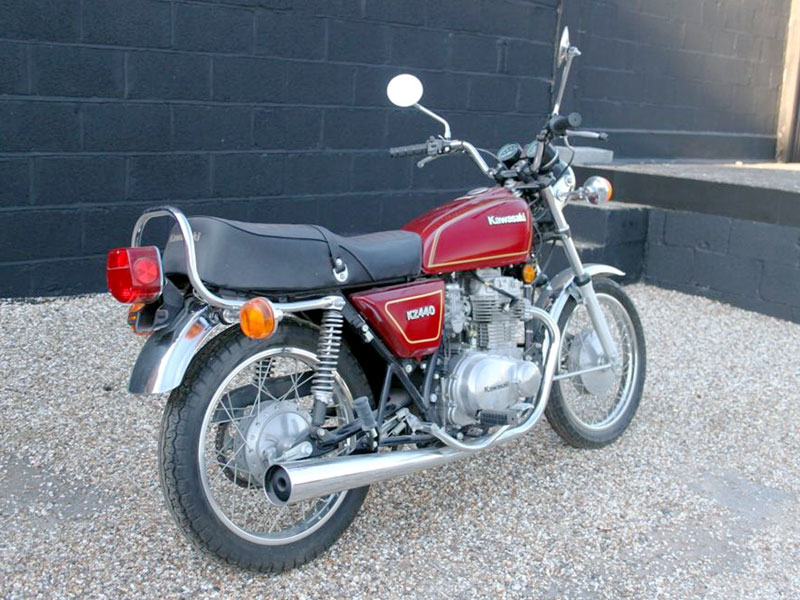 1 - 1982 KZ440