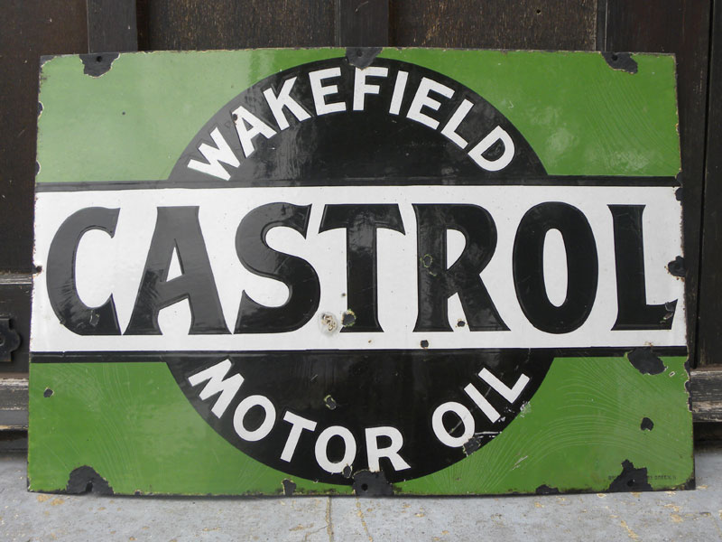 Lot 17 - 'Wakefield Castrol Motor Oil' Enamel Sign