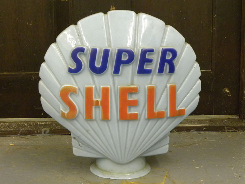 Lot 80 - 'Super Shell' Petrol Pump Globe