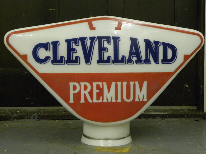 Lot 90 - 'Cleveland Premium' Petrol Pump Globe
