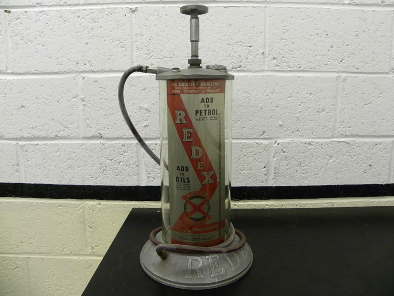 Lot 115 - A Redex Dispenser