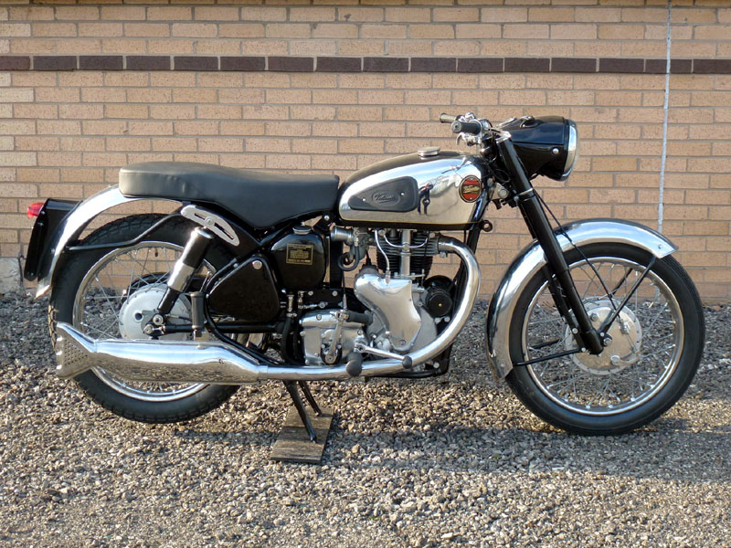 Veloce Motorcycle 6.5" Vintage Vinyl Decal Velocette Bike LE M Venom Shifters Stickers ((1) 5"x 6.5" Decal - Foto 3