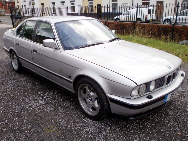 Lot 37 - 1992 BMW M5