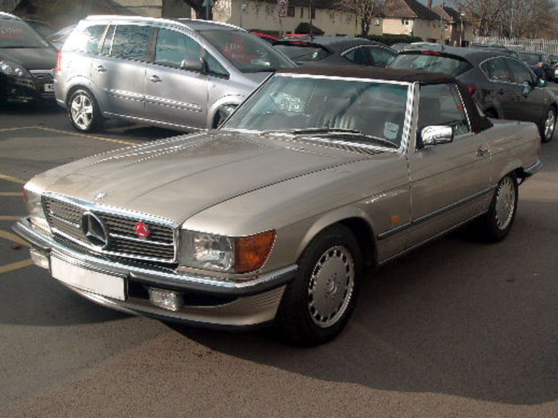 Lot 29 - 1986 Mercedes-Benz 300 SL