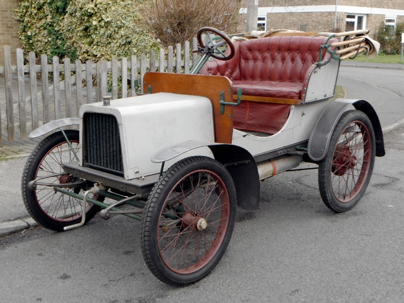 Lot 28 - 1905 Rover 6hp Tourer