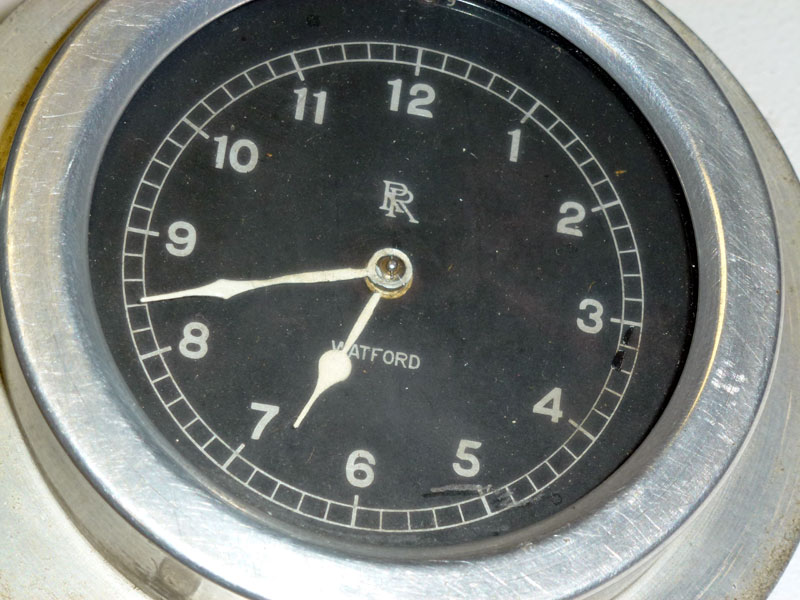 Lot 31 - Watford Dashboard Clock