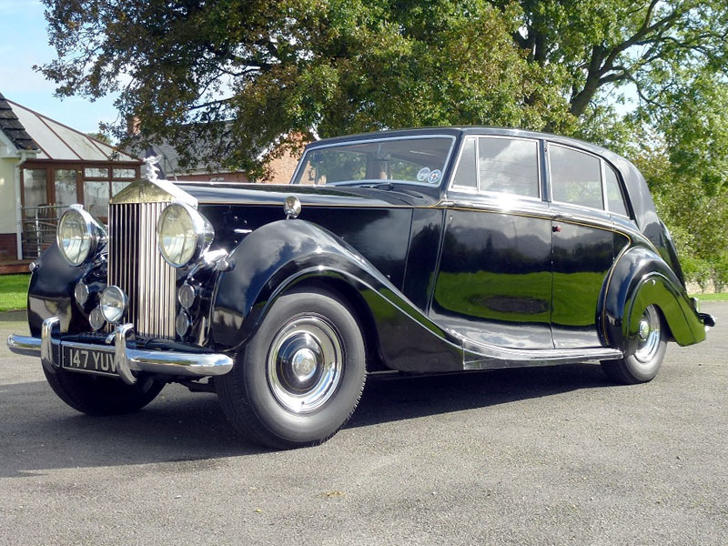 Lot 17 - 1954 Rolls-Royce Silver Wraith Touring Limousine