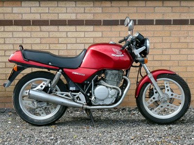 Lot 77 - 1986 Honda XBR500