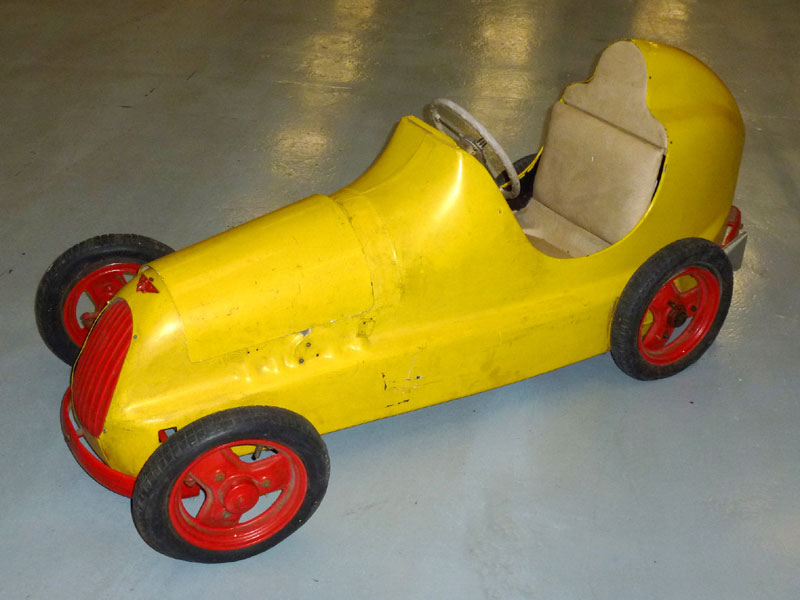 Lot 46 - Austin Pathfinder Child's Pedal Car