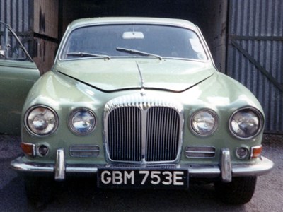 Lot 66 - 1967 Daimler Sovereign 4.2
