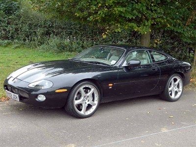 Lot 40 - 2003 Jaguar XKR