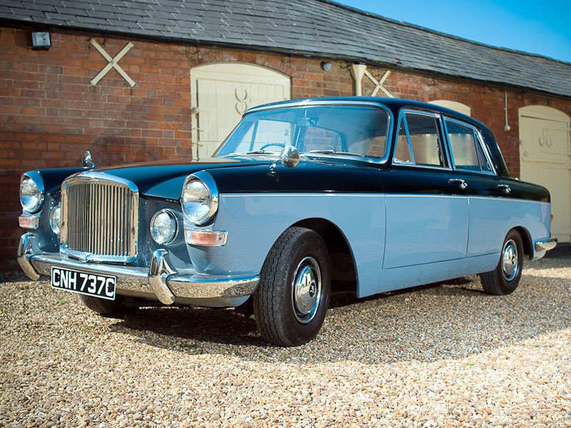 Lot 17 1965 Vanden Plas Princess 4Litre R Lot 17 1965 Vanden Plas Princess 4Litre R
