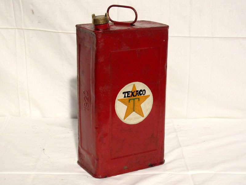Lot 7 - 'Texaco' 2-Gallon Oil Can (R)