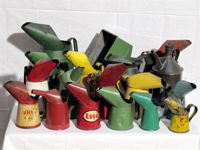 Lot 125 - Quantity of Oil Pourers (R)