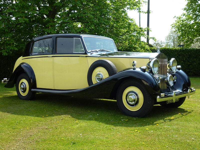 Lot 9 - 1939 Rolls-Royce Wraith James Young Saloon