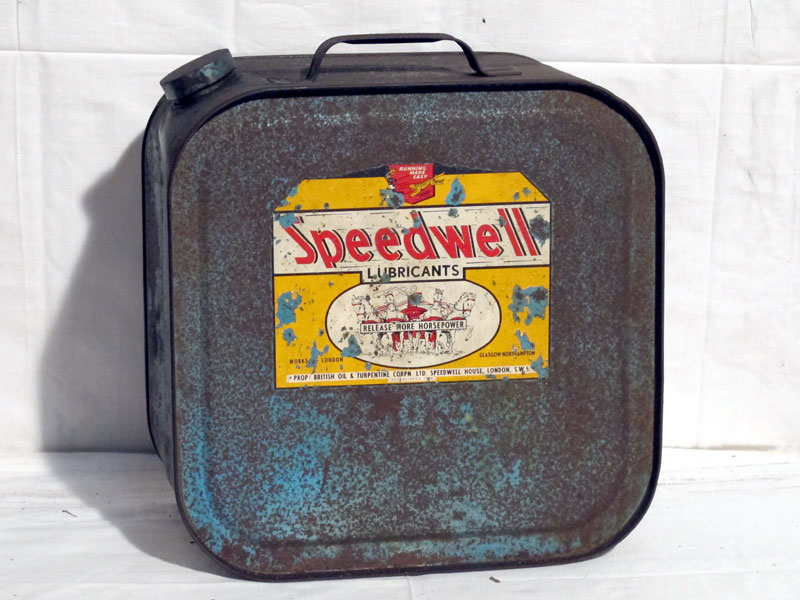 Lot 11 - Pictorial Oil Can