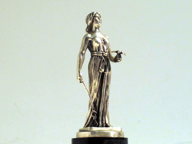 Lot 190 - Goddess of Peace Motor Mascot