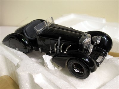 Lot 385 - 1932 Mercedes-Benz SSK 'The Black Prince' Model by CMC