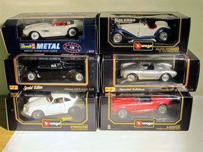 Lot 394 - Six Boxed Models