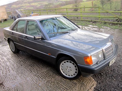 Lot 31 - 1990 Mercedes-Benz 190 E