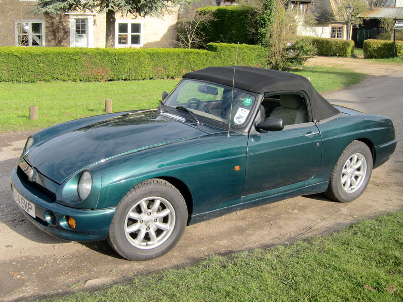 Lot 85 - 1995 MG R V8