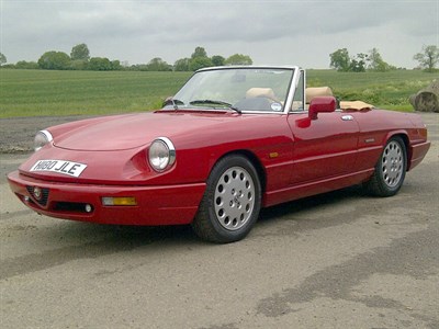 Lot 14 - 1991 Alfa Romeo Spider 2.0 S4