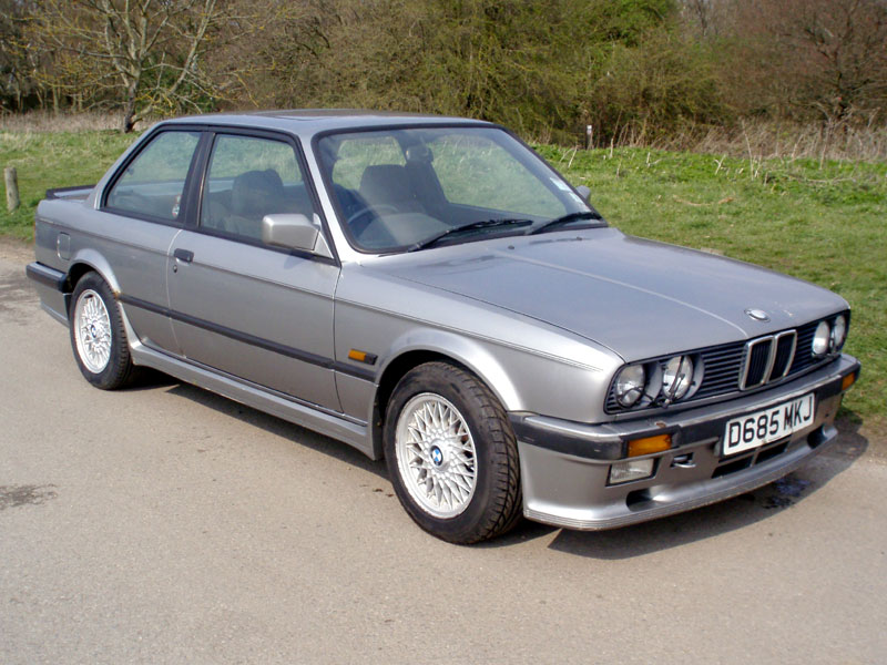  Lote 15 - BMW 325i Sport de 1986
