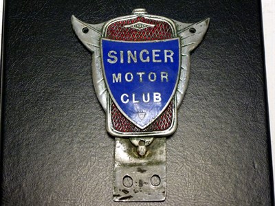 Lot 298 - A Pre-war 'Singer Motor Car Club' Car Badge