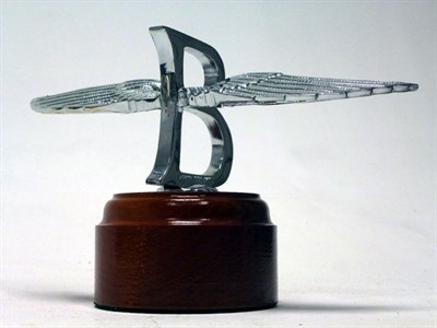 Lot 324 - A Bentley Horizontal Winged 'B' Mascot