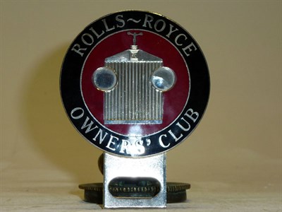 Lot 330 - A Rolls-Royce Owner's Club Enamel Car Badge