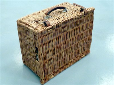 Lot 390 - Rolls-Royce Wicker Picnic Set