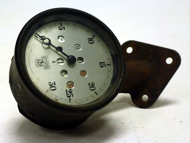 Lot 54 - An Early Speedometer