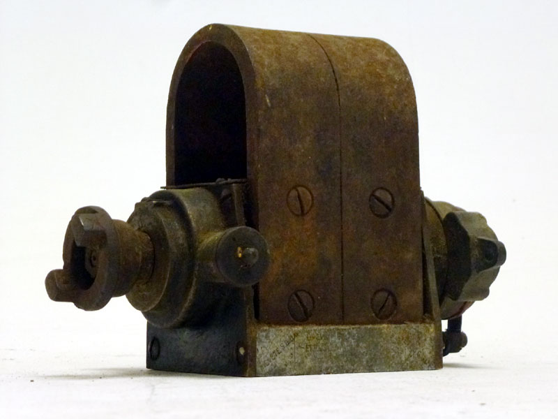 Lot 117 - Bosch 'DA2' Twin Cylinder Magneto