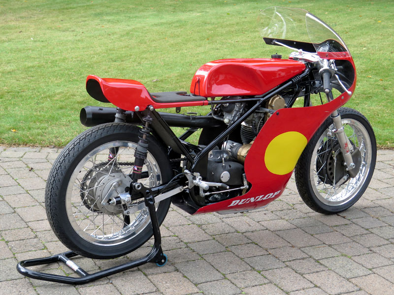 Lot 9 - 2006 Seeley G50 Superlight George Beale Replica